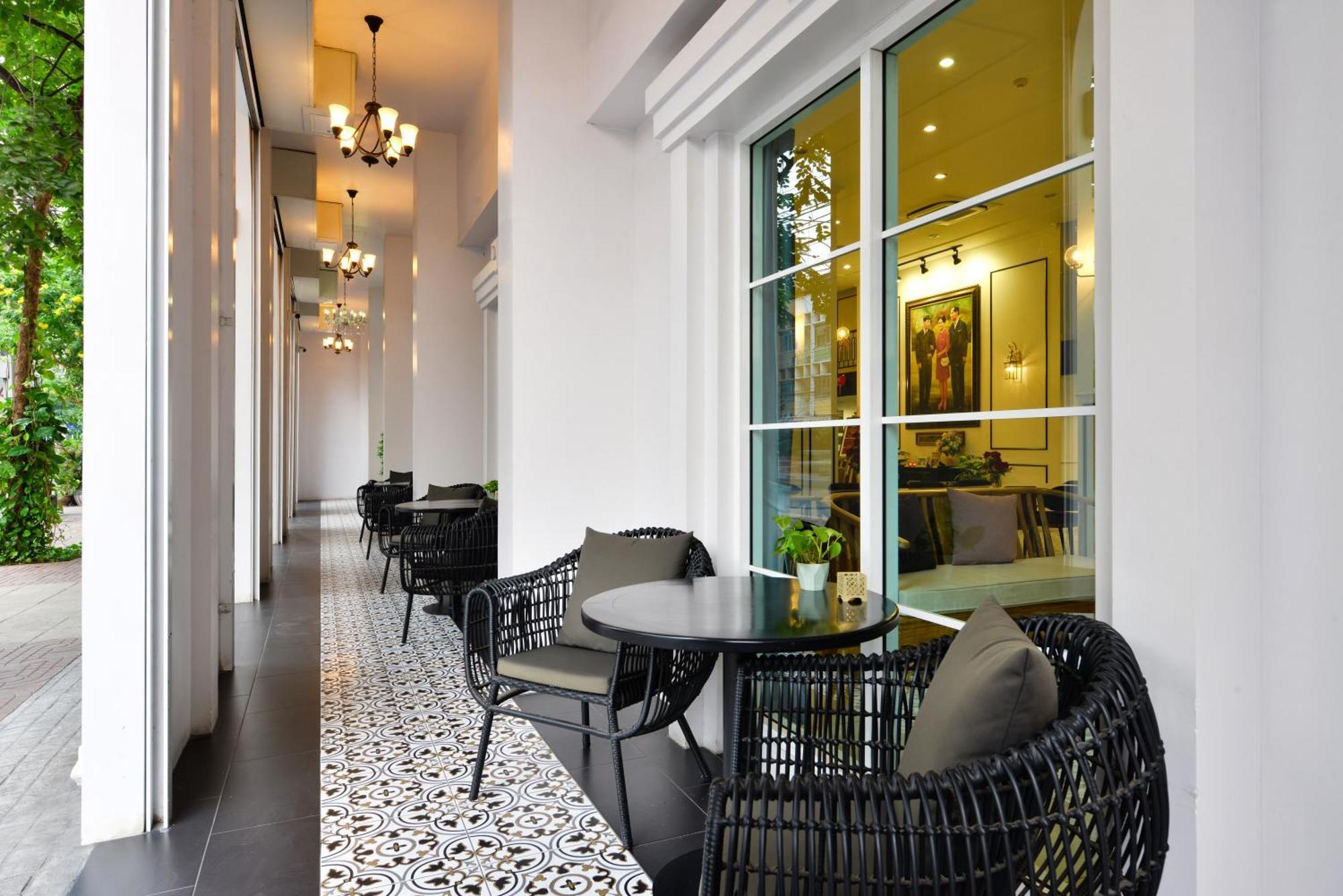 Villa De Pranakorn بانكوك المظهر الخارجي الصورة The interior of the hotel