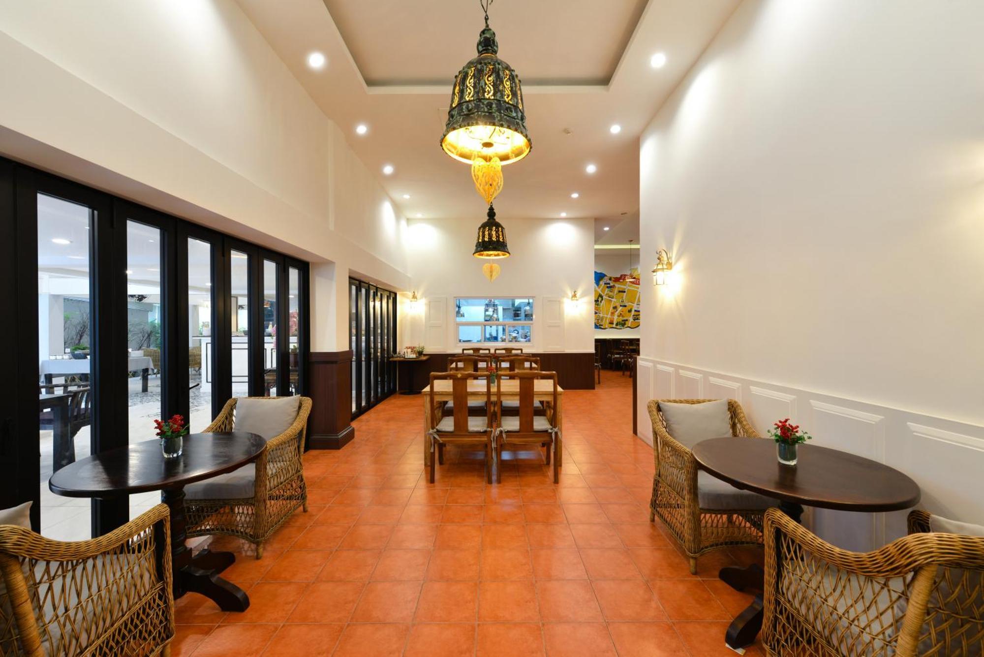 Villa De Pranakorn بانكوك المظهر الخارجي الصورة The interior of the lounge