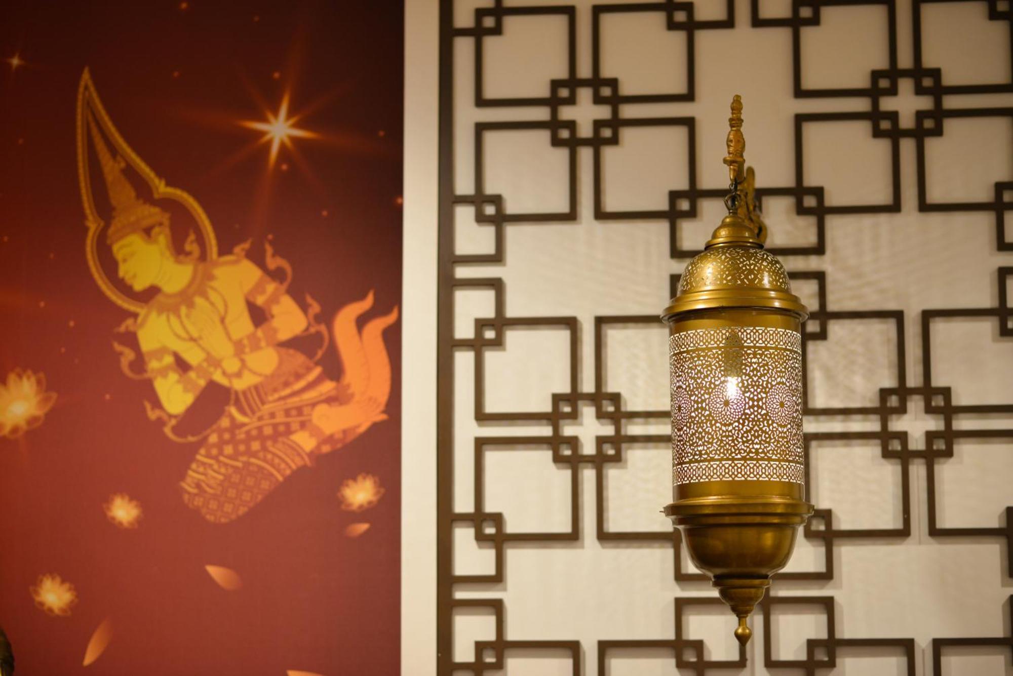 Villa De Pranakorn بانكوك المظهر الخارجي الصورة Thai style lantern