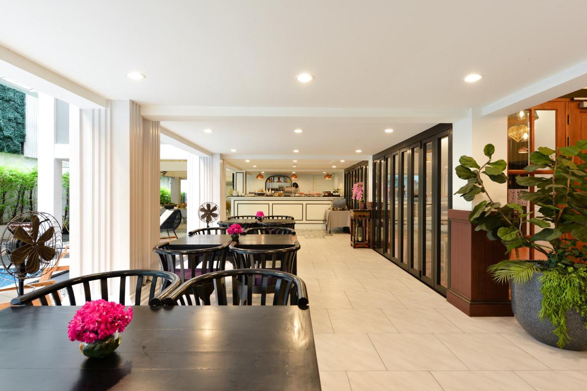 Villa De Pranakorn بانكوك المظهر الخارجي الصورة The interior of the hotel